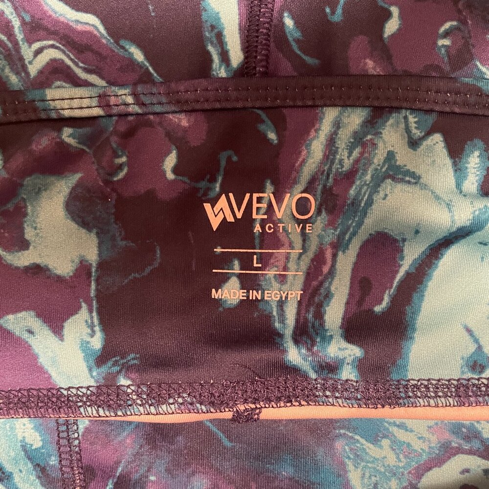 VEVO ACTIVE WOMENS HIGH -WAISTED TECH CAPRI LEGGINGS LARGE NEVER WORN. - Picture 4 of 5